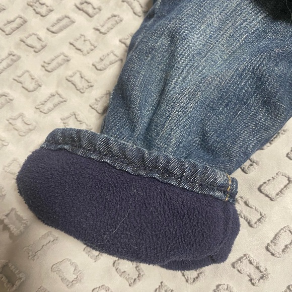 ❤️3/$30❤️Baby Gap Fleece Lined Jeans 6-12mths - Picture 2 of 6